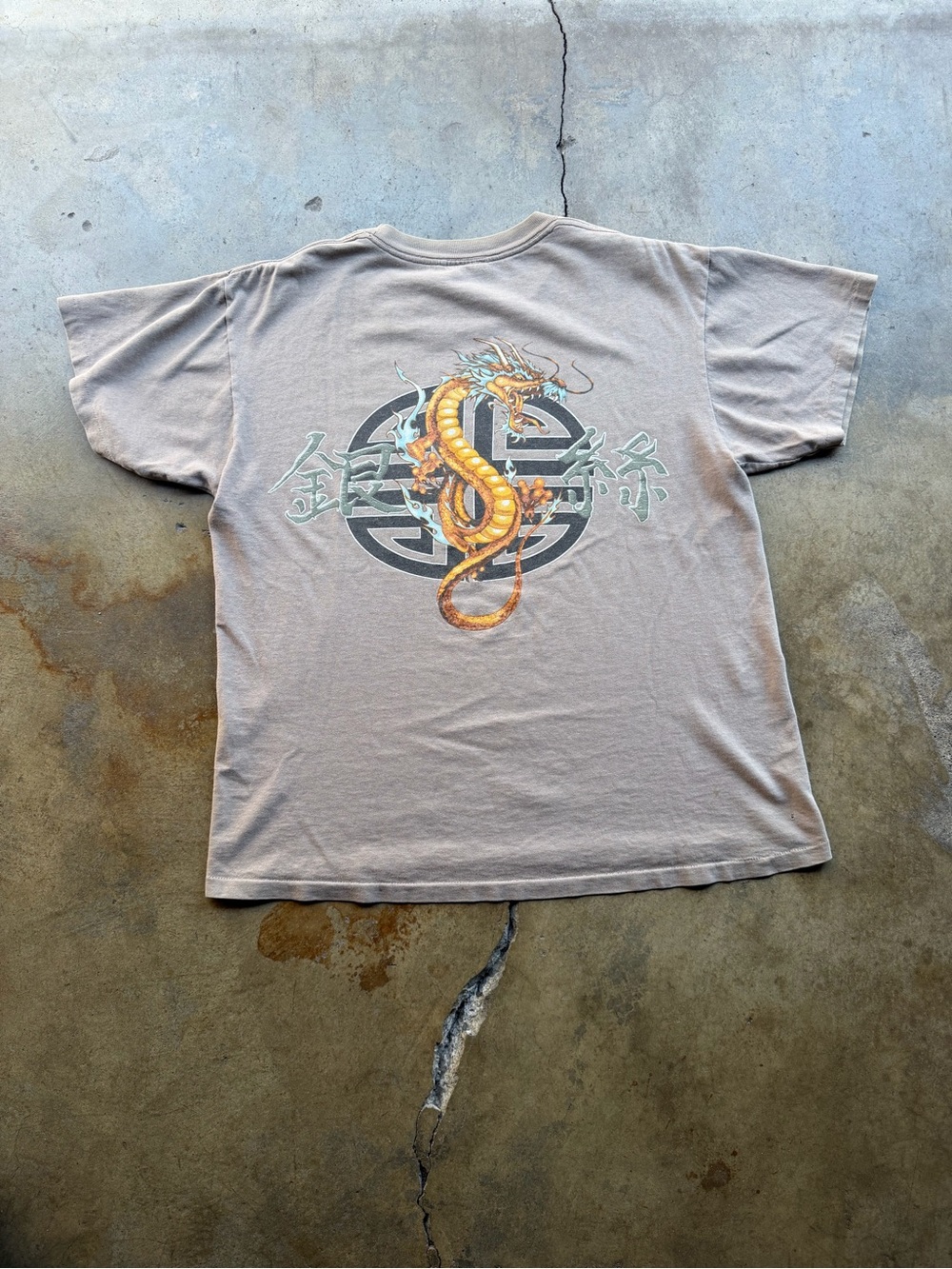 Vintage Top Heavy Brown Tee With Dragon Design